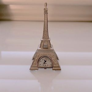 MINI ELGIN EIFFEL TOWER QUARTZ CLOCK